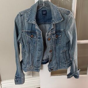 GAP Women's Light Blue Jean Jacket